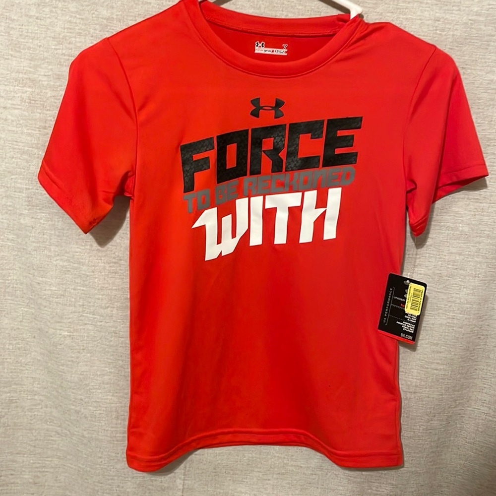 Brand new under Armour boys shirts heat gear size 7 shipping discount